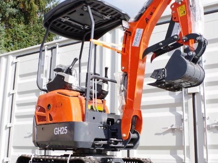 2025-aboss gh25-mini-excavator,-kubota-diesel-engine,-swing-boom,-unused-image-13
