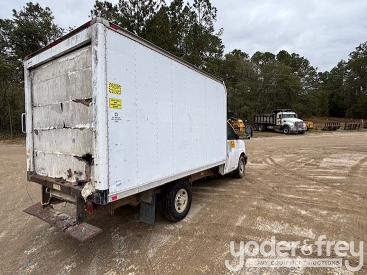 2006-chevrolet-3500-image-5