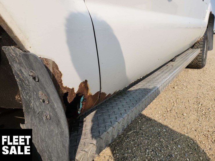 2011-ford-f350-image-37