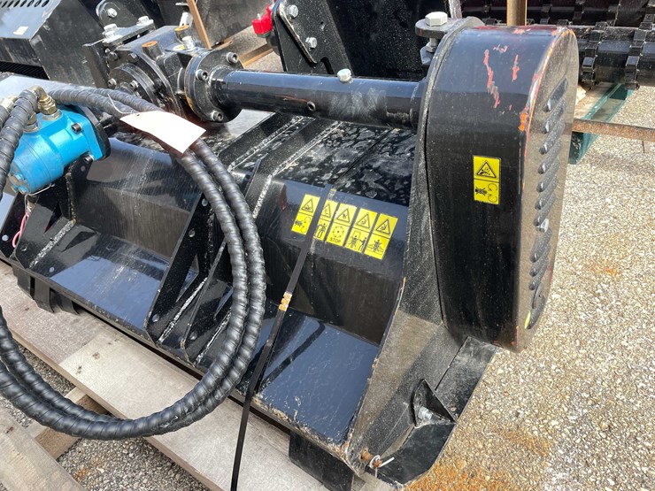 #14000-•-unused-2025-66"-agt-skid-steer-flail-mower-(o11)-image-3