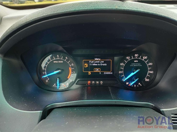 2016-ford-explorer-image-19