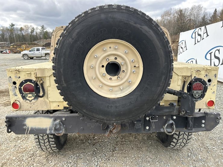 #5036-•-hummer-hmmwv-image-4