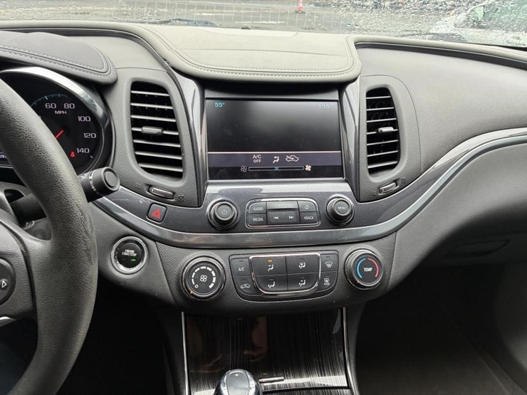 2018-chevrolet-impala-sedan-image-13