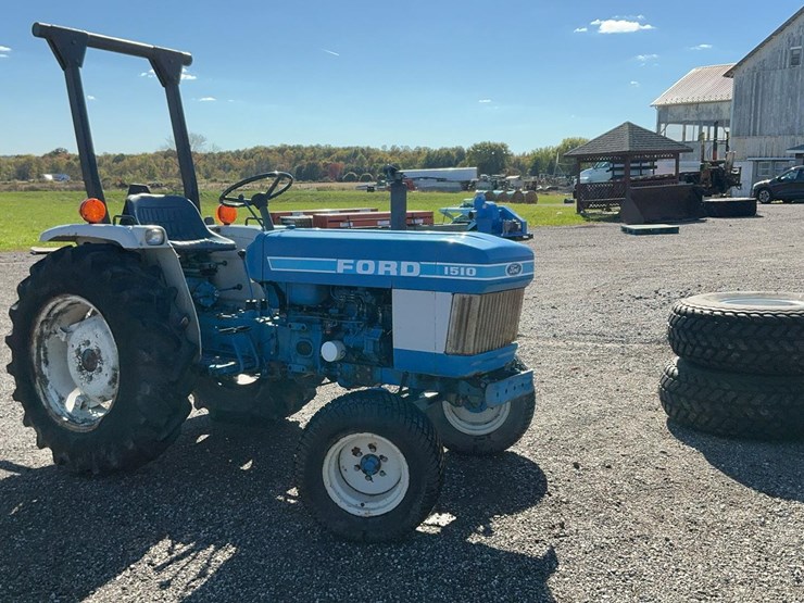 1983-ford-1510-image-10