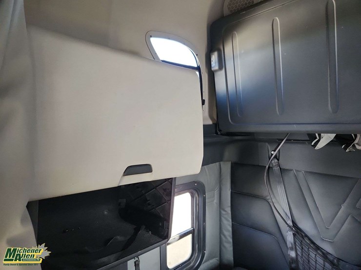 2024-western-star-57x-image-18