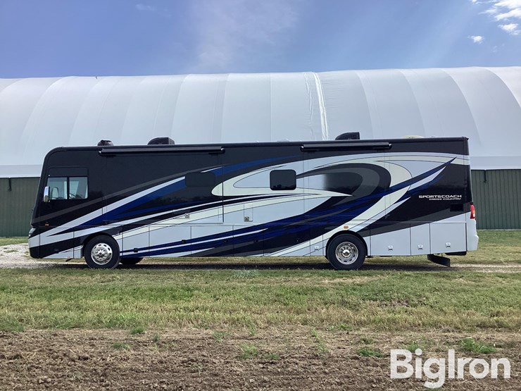 2016-coachmen-340xcr-sports-coach-cross-country-motorhome-image-8