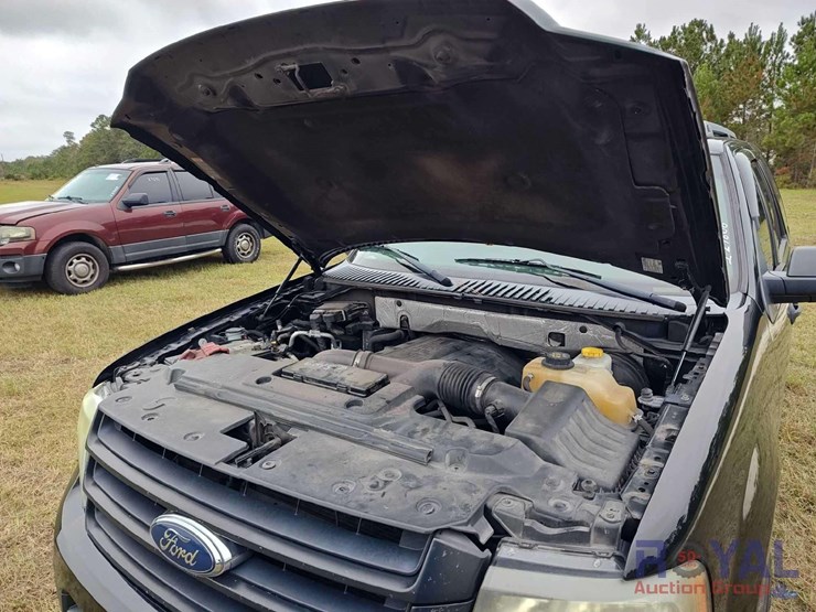 2016-ford-expedition-image-12