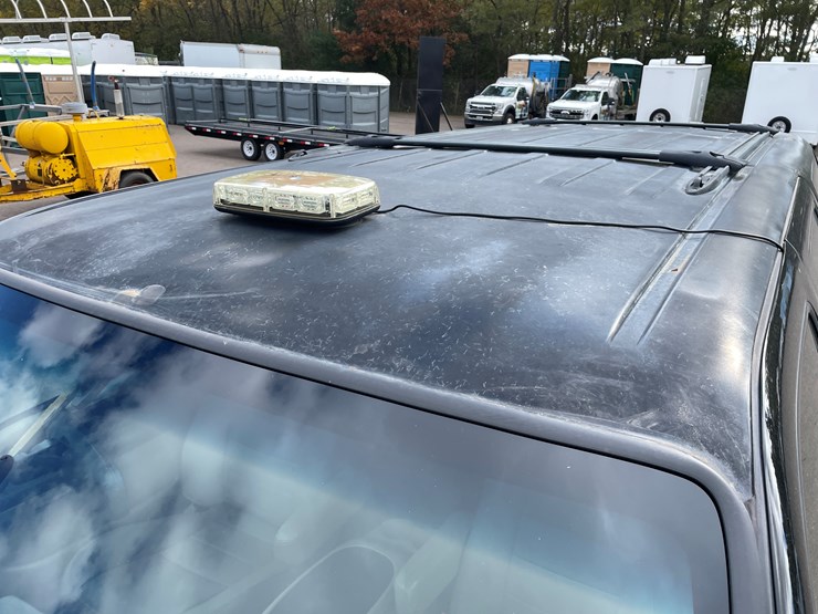 2003-ford-excursion-image-25