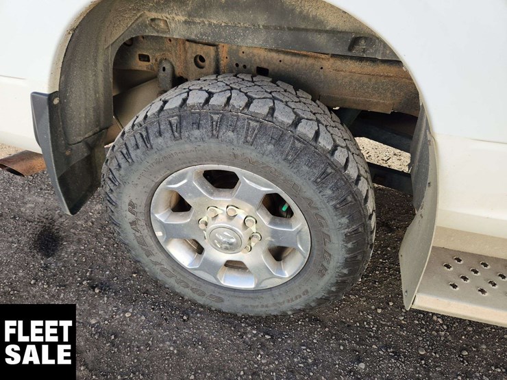 2018-ram-2500-4dr-crew-cab-6.3-ft.-sb-4x4-image-14