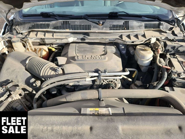 2016-ram-2500-slt-image-16