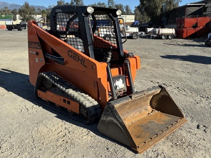 2021-gehl-rt105-image-2