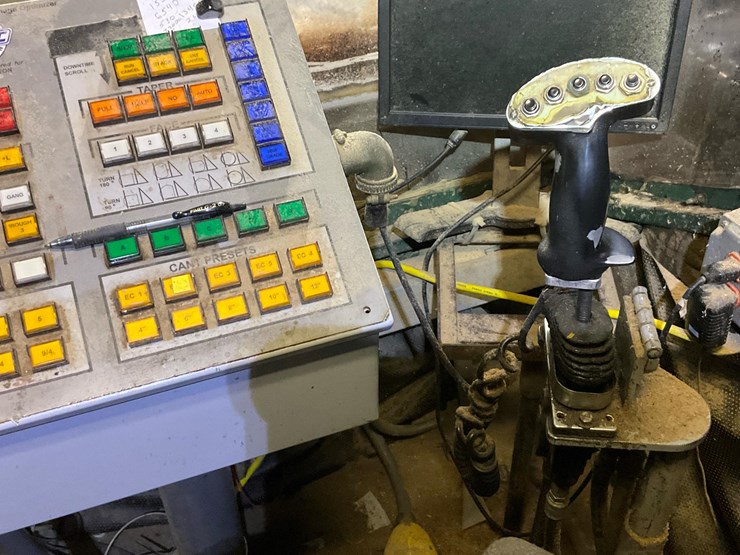 #100-•-cleereman-carriage-image-20