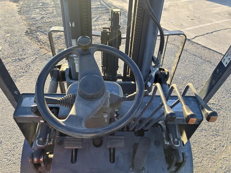 2015-doosan-g25g-image-17