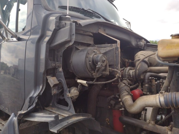 97-ford-l8501-image-18