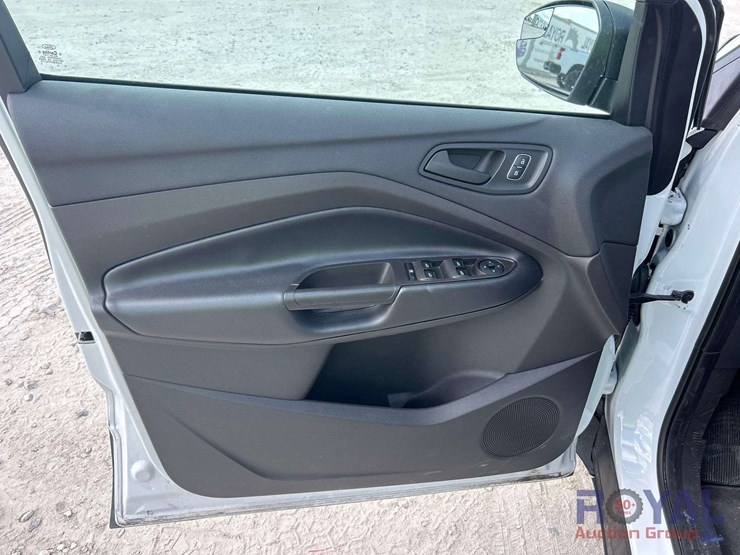 2019-ford-escape-image-11