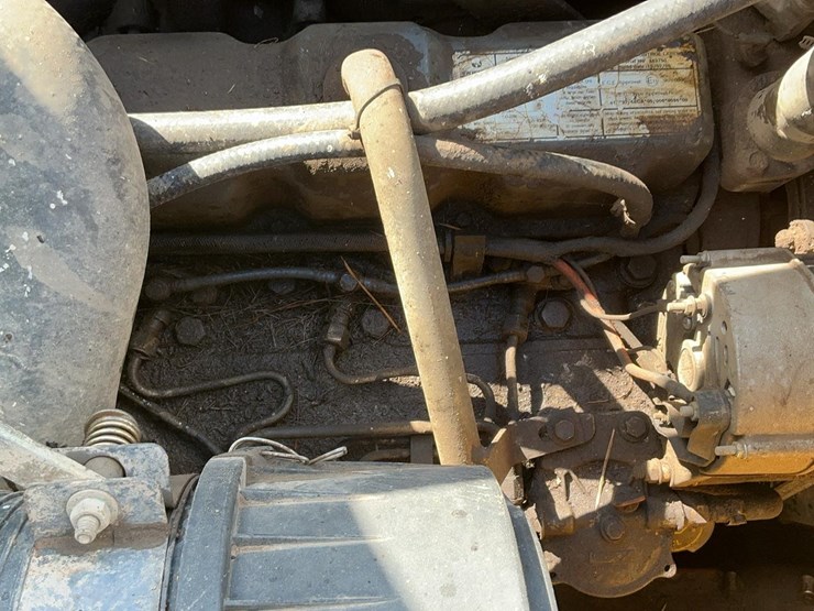 new-holland-ls190-image-25