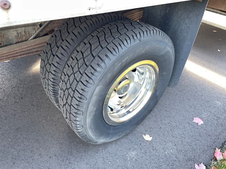 2007-chevrolet-g3500-image-27