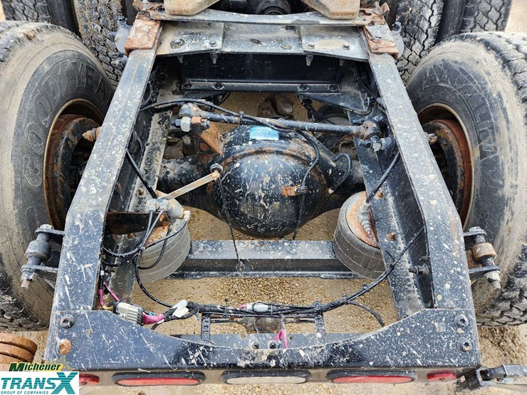 2018-peterbilt-579-image-9