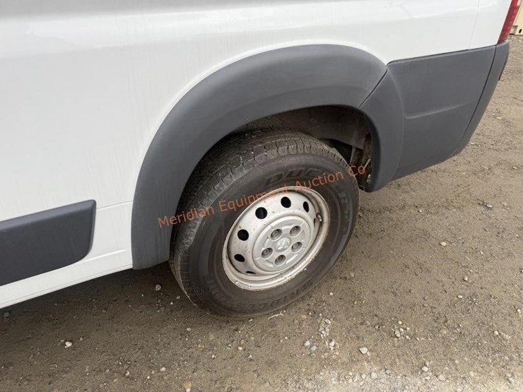 2015-dodge-ram-2500-image-16