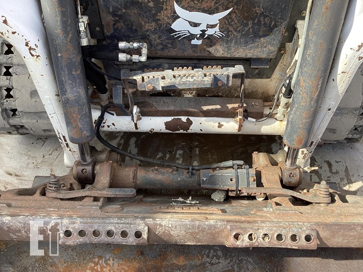2021-bobcat-t64-image-10