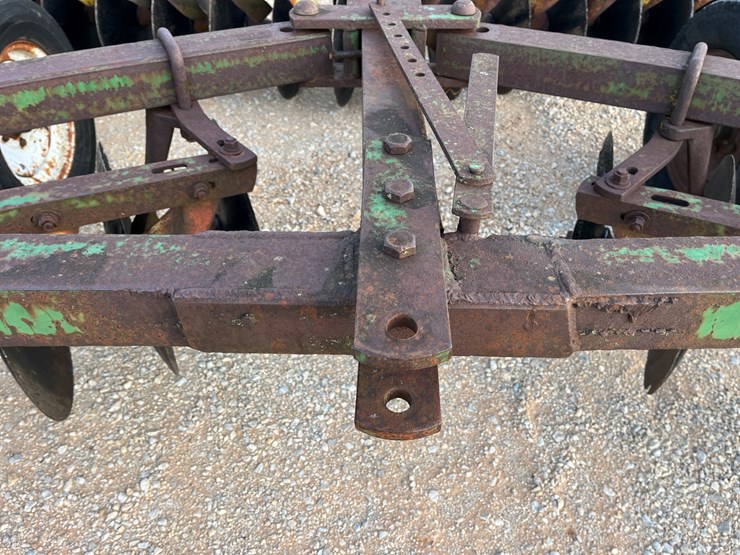 john-deere-bw-image-8