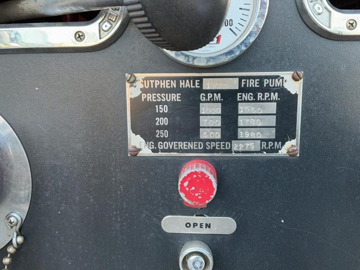 #2000-•-1982-sutphen-deluge-fire-engine-truck-detroit-diesel-6v92ta-image-34