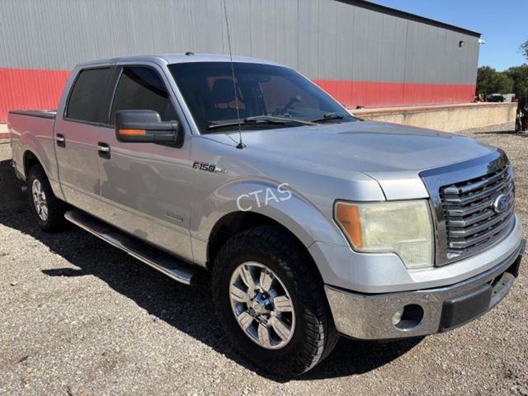 2011-ford-f150-xlt-image-3