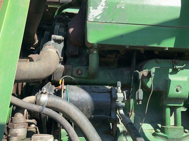 1982-john-deere-8820-image-24