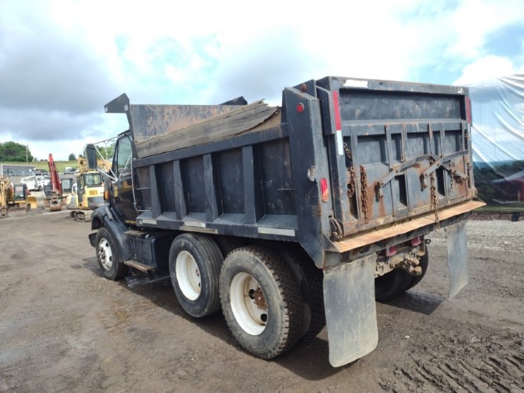 97-ford-l8501-image-33