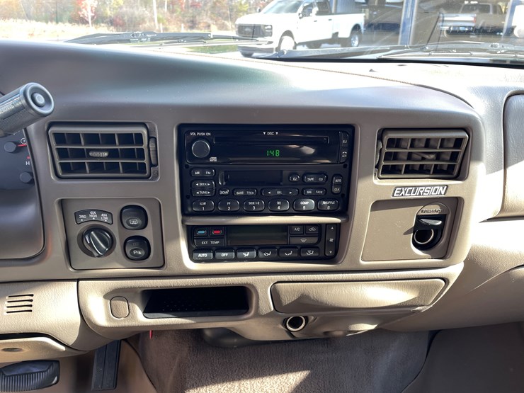 2002-ford-excursion-limited-image-82
