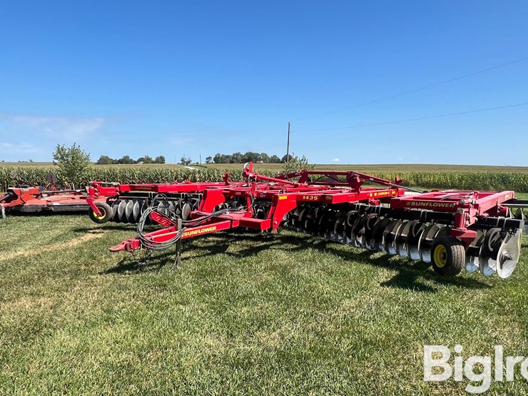 2010-sunflower-1435-image-12