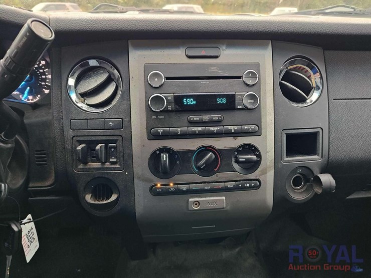 2016-ford-expedition-image-18