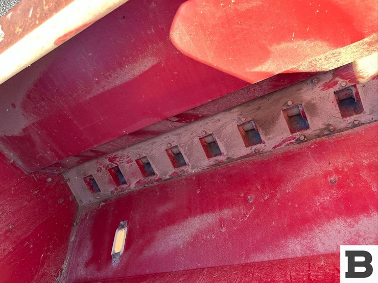 case-ih-6200-image-21