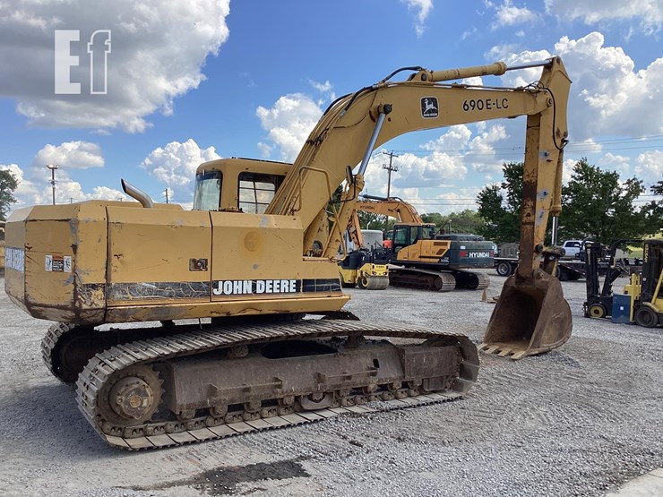 1998-deere-690e-lc-image-7