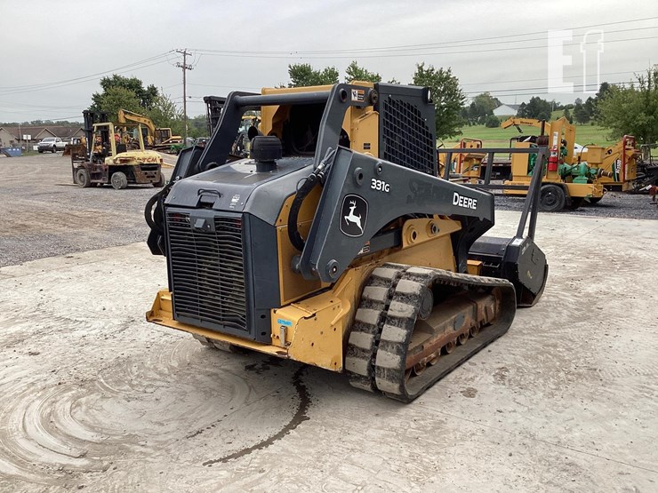 2020-deere-331g-image-4