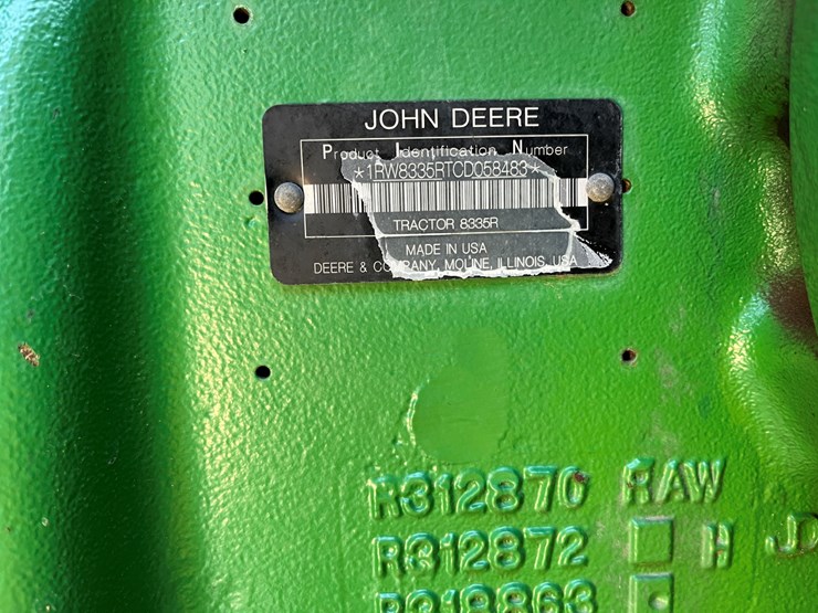 2012-john-deere-8335r-image-24