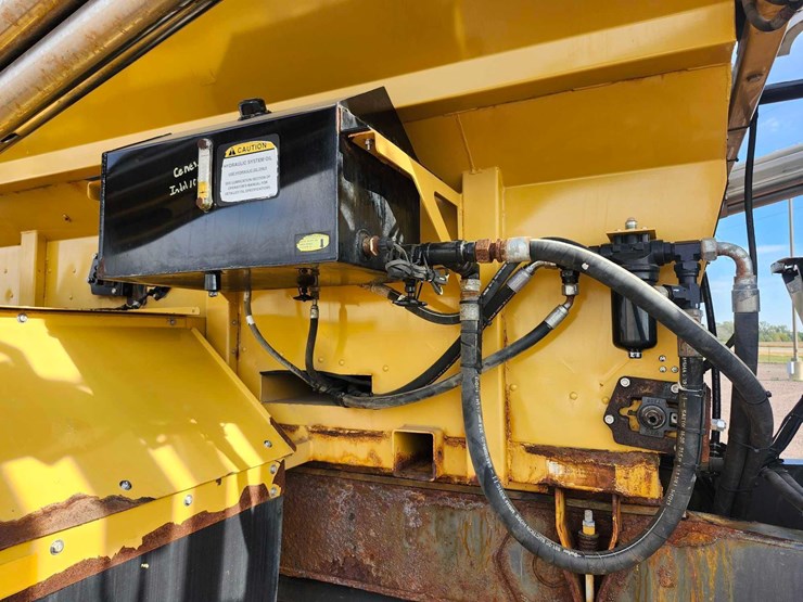 2013-agchem-9300-terragator-image-17