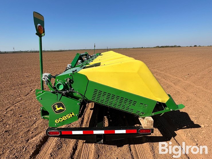 2018-john-deere-608sh-image-6