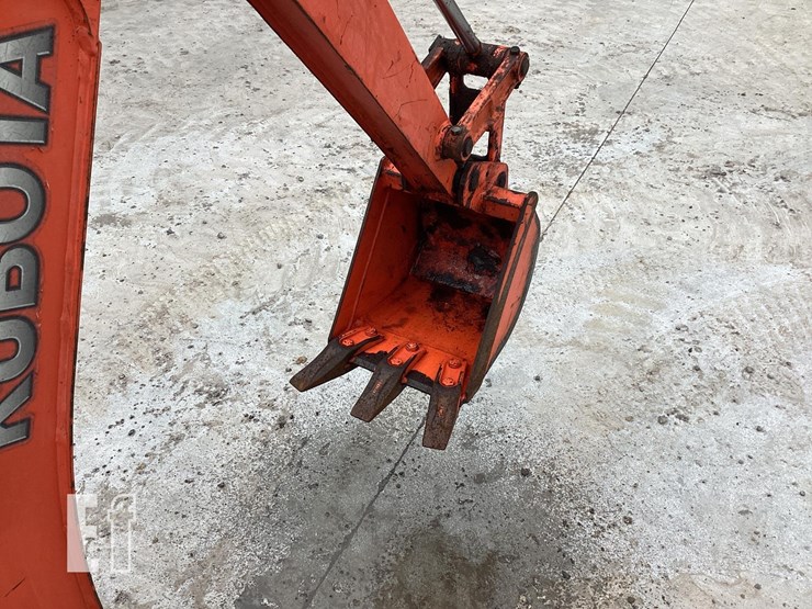 2008-kubota-bx24-image-12