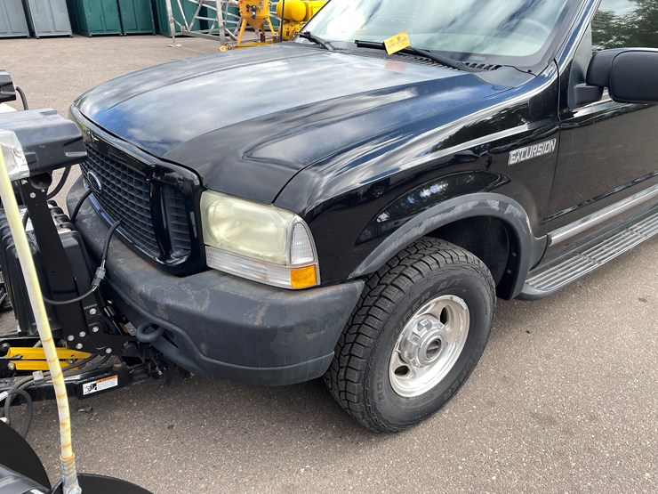 2003-ford-excursion-image-21