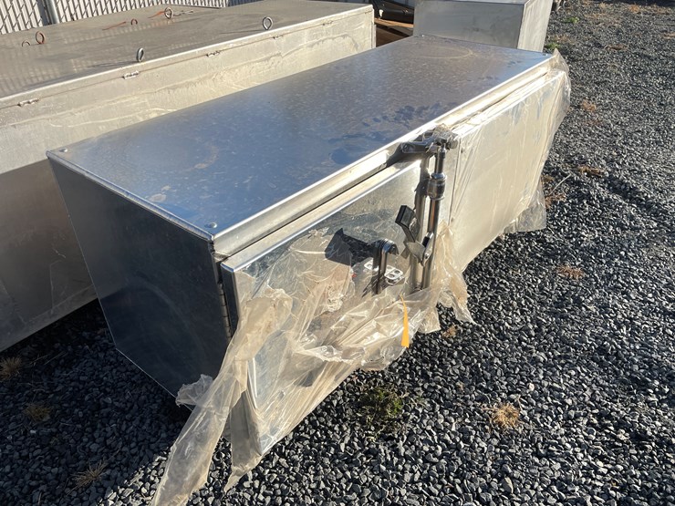 #5653-•-hd-unused-semi-trailer-toolbox-image-2