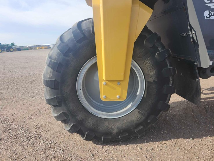 2018-agchem-9300b-terragator-image-32