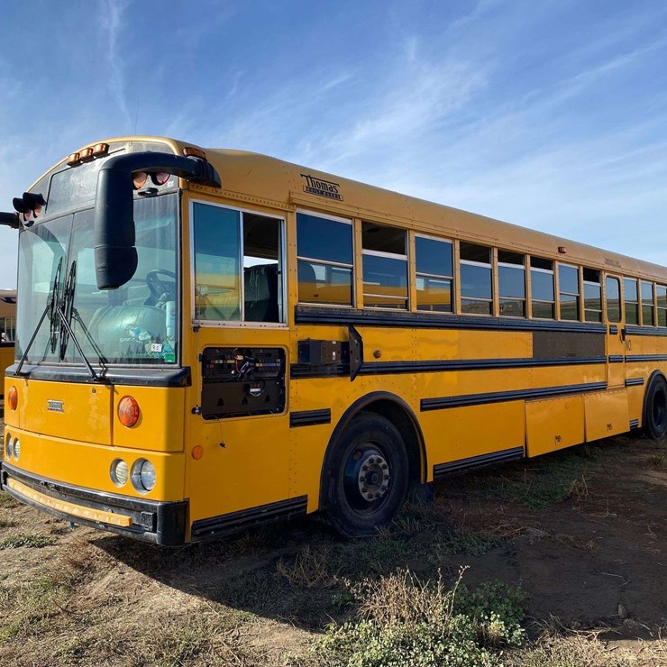 2007 THOMAS SAF-T-LINER HDX