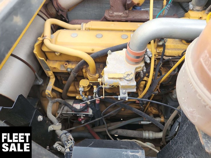 2013-john-deere-250g-excavator-image-32