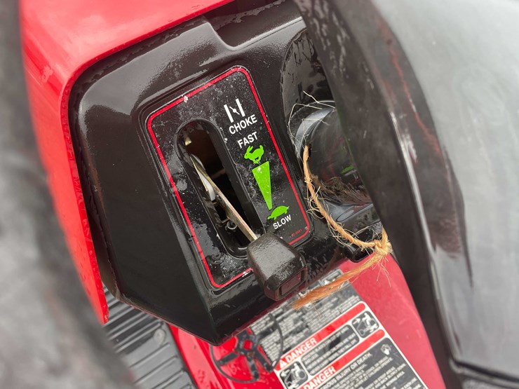 #14063-•-toro-lawn-tractor-(o4)-image-14