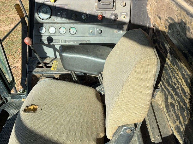 1982-john-deere-8820-image-13