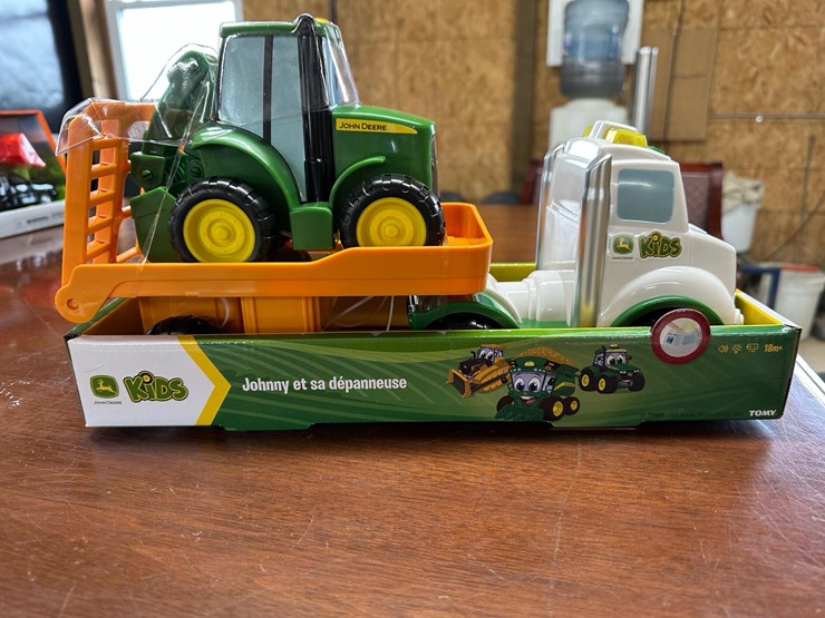 #90c-•-kids-farming-friends-hauling-set-image-2