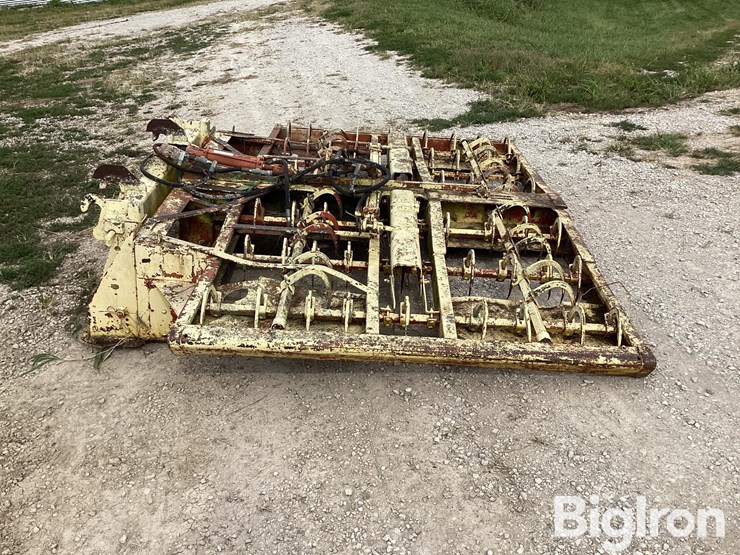 small-bale-accumulator-image-8