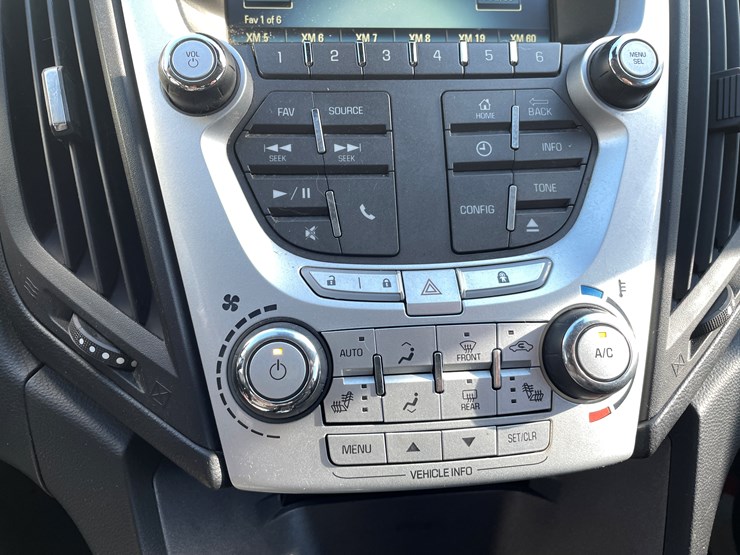 2012-chevrolet-equinox-lt-image-47