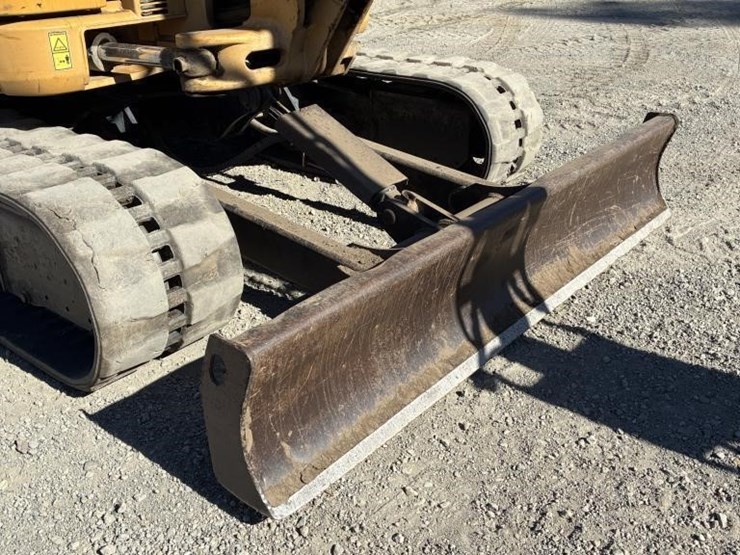 2008-caterpillar-304c-image-12